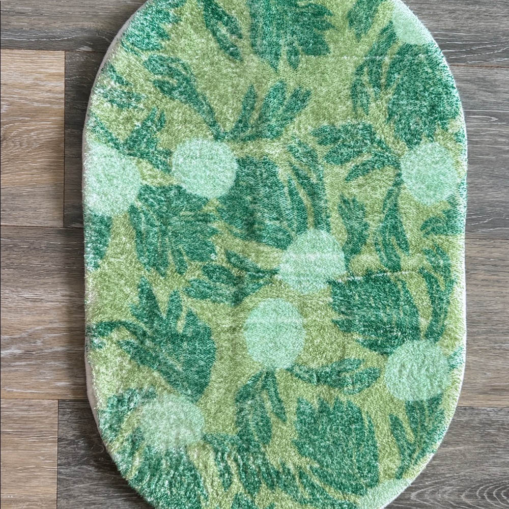 NWOT Fighting Eel Bathmat, Small, Green Ulu Print - Picture 2 of 3